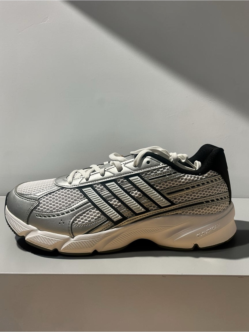 adidas Technochaos White and Silver Athletic Running Shoe with Black Accents